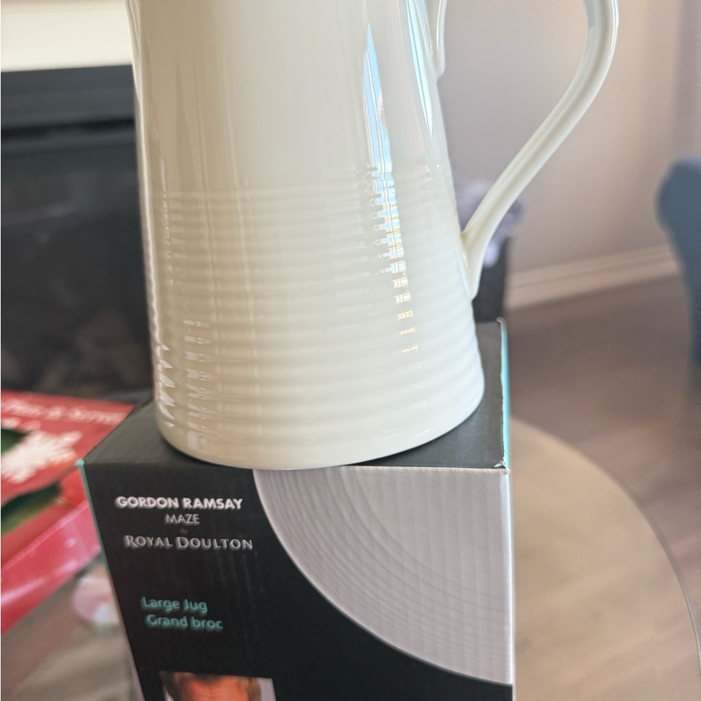 Gordon Ramsay Maze Large Jug